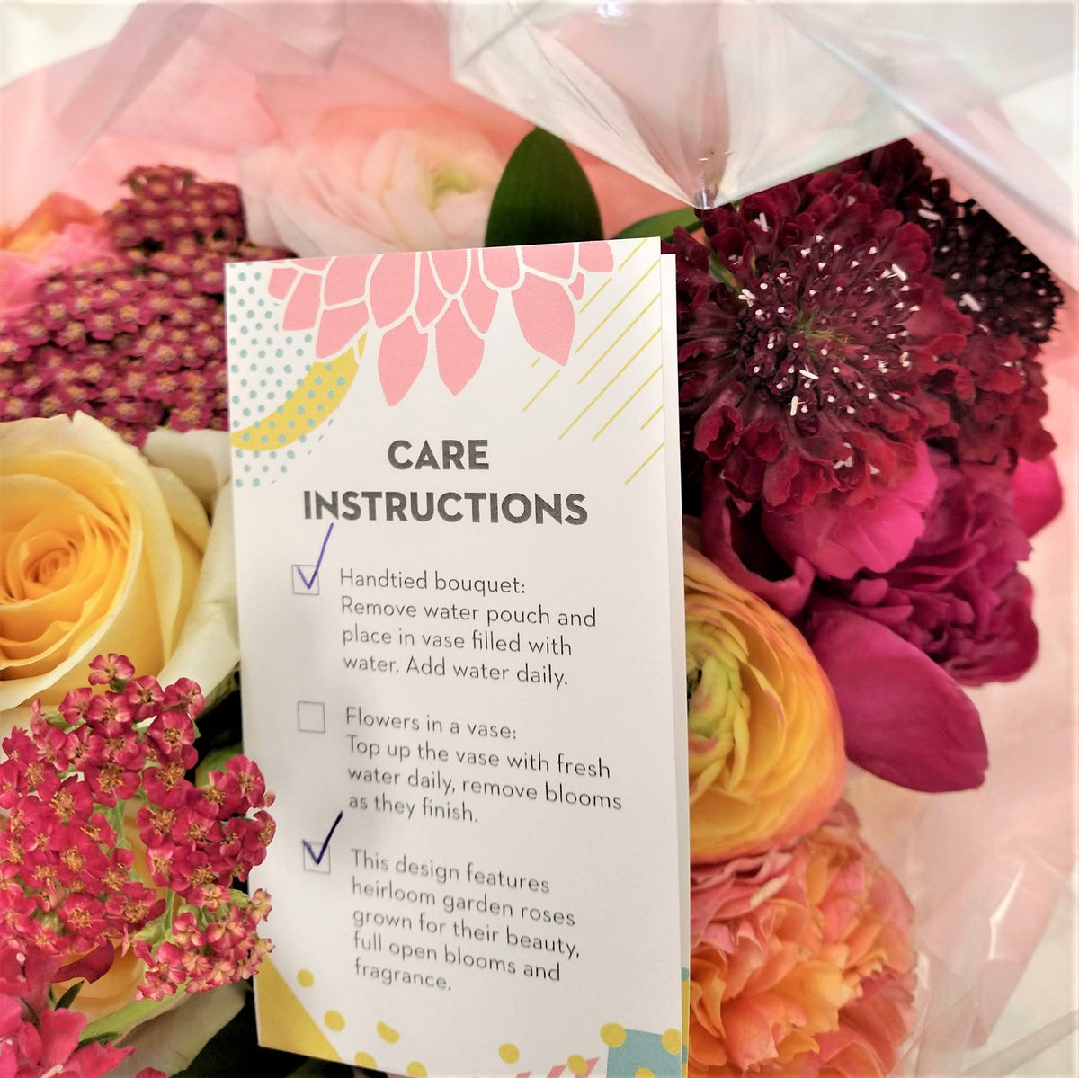 How I keep your flower orders hydrated for delivery. Periwinkle Flowers