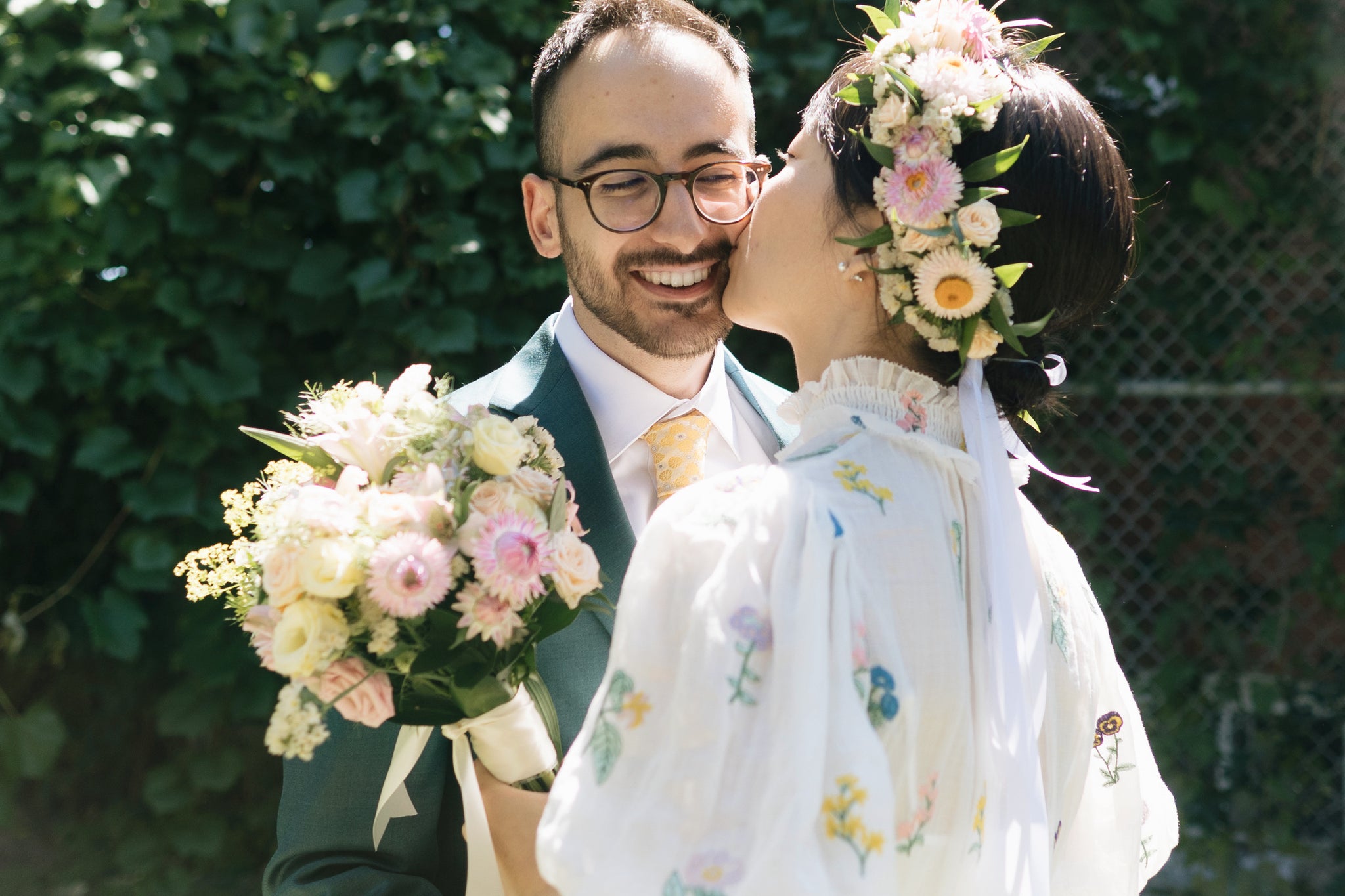 A soft and sweet wedding in a Toronto midtown restaurant.